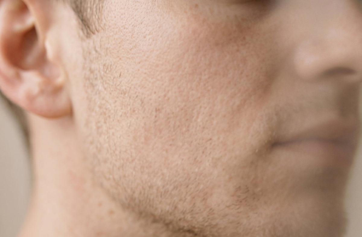 La piel del hombre entre los 18 y los 25 años
