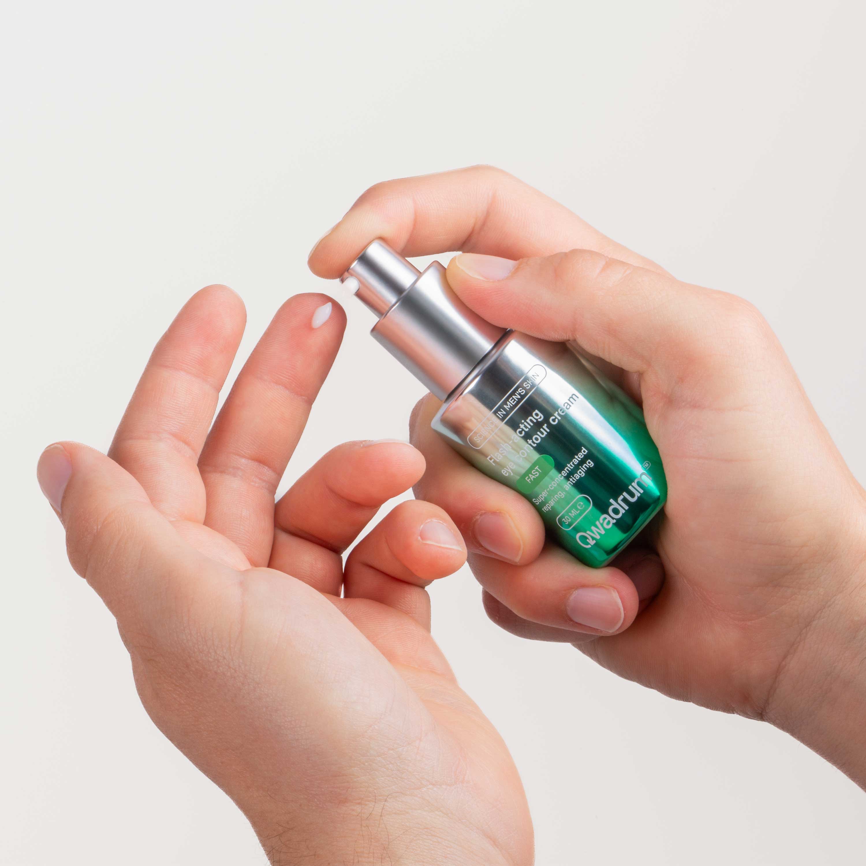 Flash-acting eye contour cream